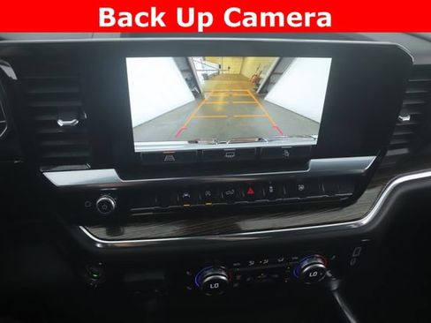 Used 2024 GMC Sierra 1500 Elevation w/ Preferred Package AWD/4WD image 23