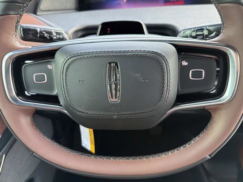 New 2026 Lincoln Navigator Reserve AWD/4WD image 27