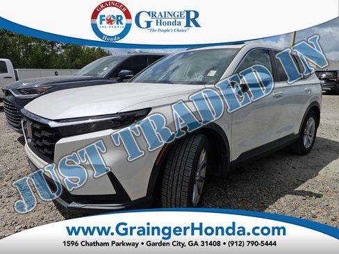 Used 2023 Honda CR-V EX image 1
