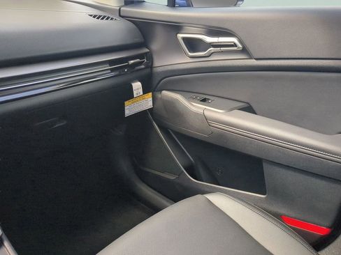 New 2026 Kia Sportage EX w/ EX Panorama Roof Package image 15