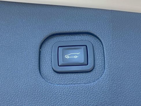 Used 2015 GMC Terrain Denali FWD image 11