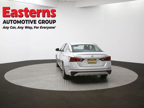 Used 2023 Nissan Altima 2.5 SV image 35