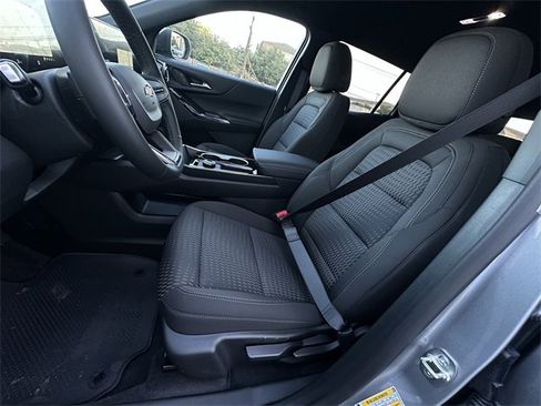 New 2026 Chevrolet Equinox LT image 18