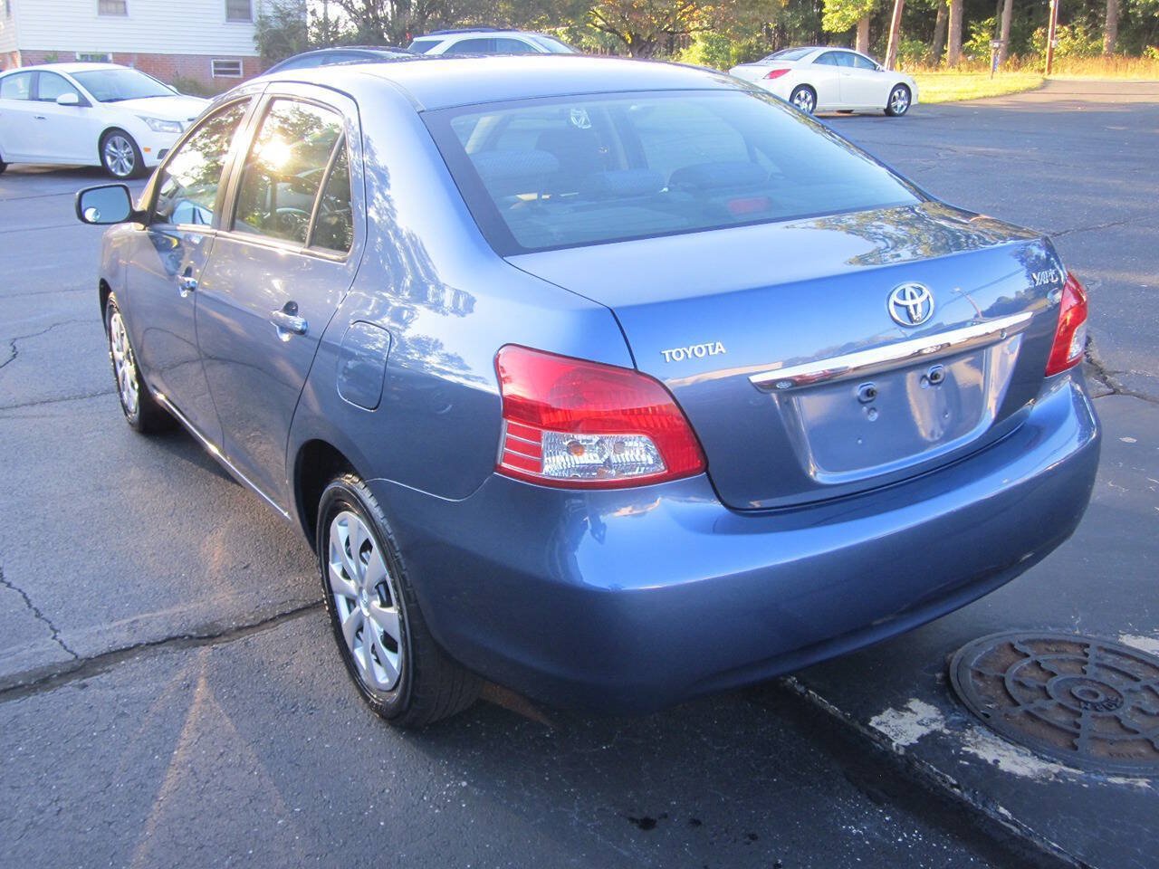 Used 2007 Toyota Yaris S FWD image 8