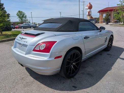 Used 2005 Chrysler Crossfire Limited RWD image 5