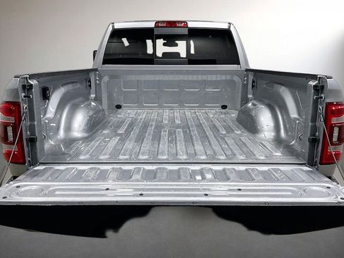 Used 2024 RAM 2500 Laramie image 7
