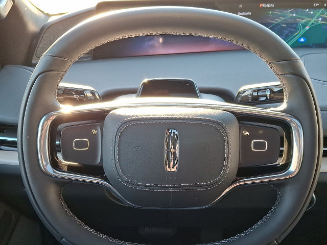 New 2025 Lincoln Navigator Reserve w/ Jet Appearance Package AWD/4WD image 9