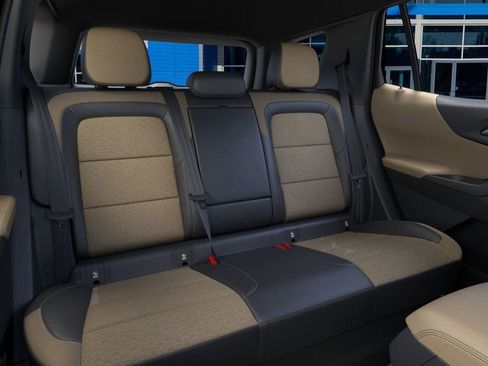 New 2026 Chevrolet Equinox ACTIV image 19