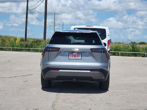 Used 2026 Chevrolet Equinox LT FWD image 6