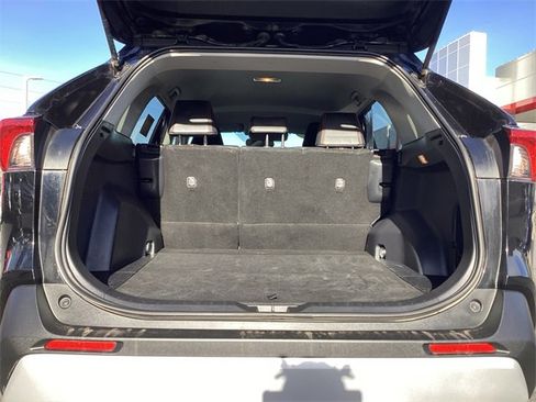 Used 2021 Toyota RAV4 Adventure image 28