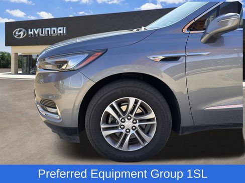 Used 2018 Buick Enclave Essence image 7