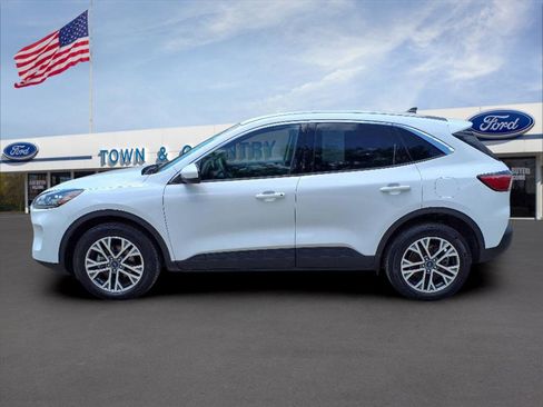 Used 2022 Ford Escape SEL image 6