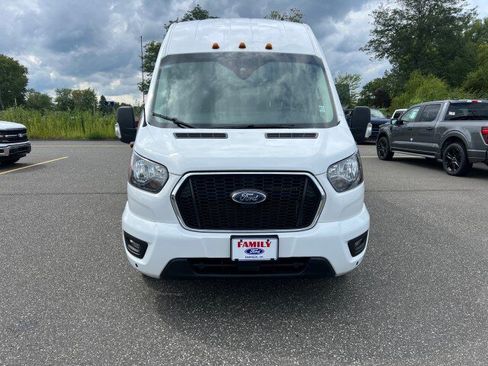 Used 2024 Ford Transit 350 XLT RWD image 2