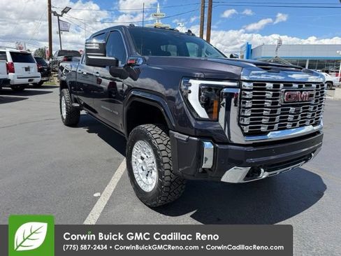 New 2026 GMC Sierra 2500 Denali w/ Denali Reserve Package AWD/4WD image 9