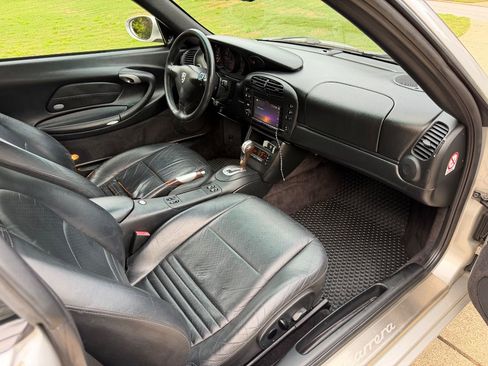 Used 2000 Porsche 911 Carrera RWD image 22