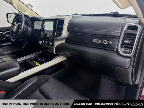 Used 2019 RAM 1500 Laramie AWD/4WD image 29