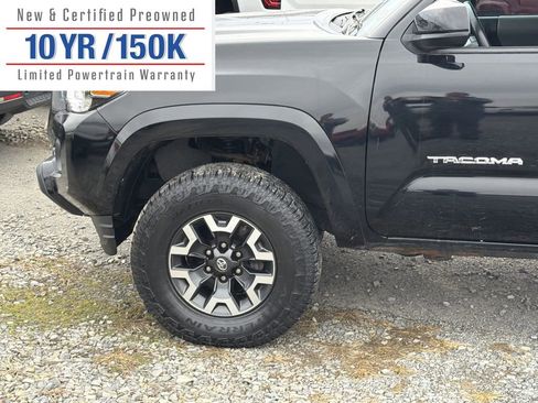 Used 2019 Toyota Tacoma SR5 image 12