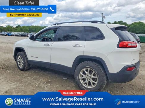Used 2016 Jeep Cherokee Sport AWD/4WD image 3