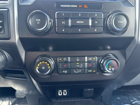 Used 2020 Ford F150 XLT w/ Equipment Group 302A Luxury AWD/4WD image 62