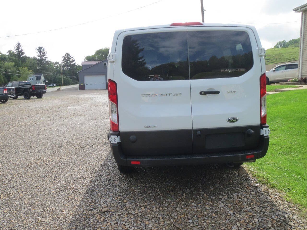 Used 2024 Ford Transit 350 XLT RWD image 5