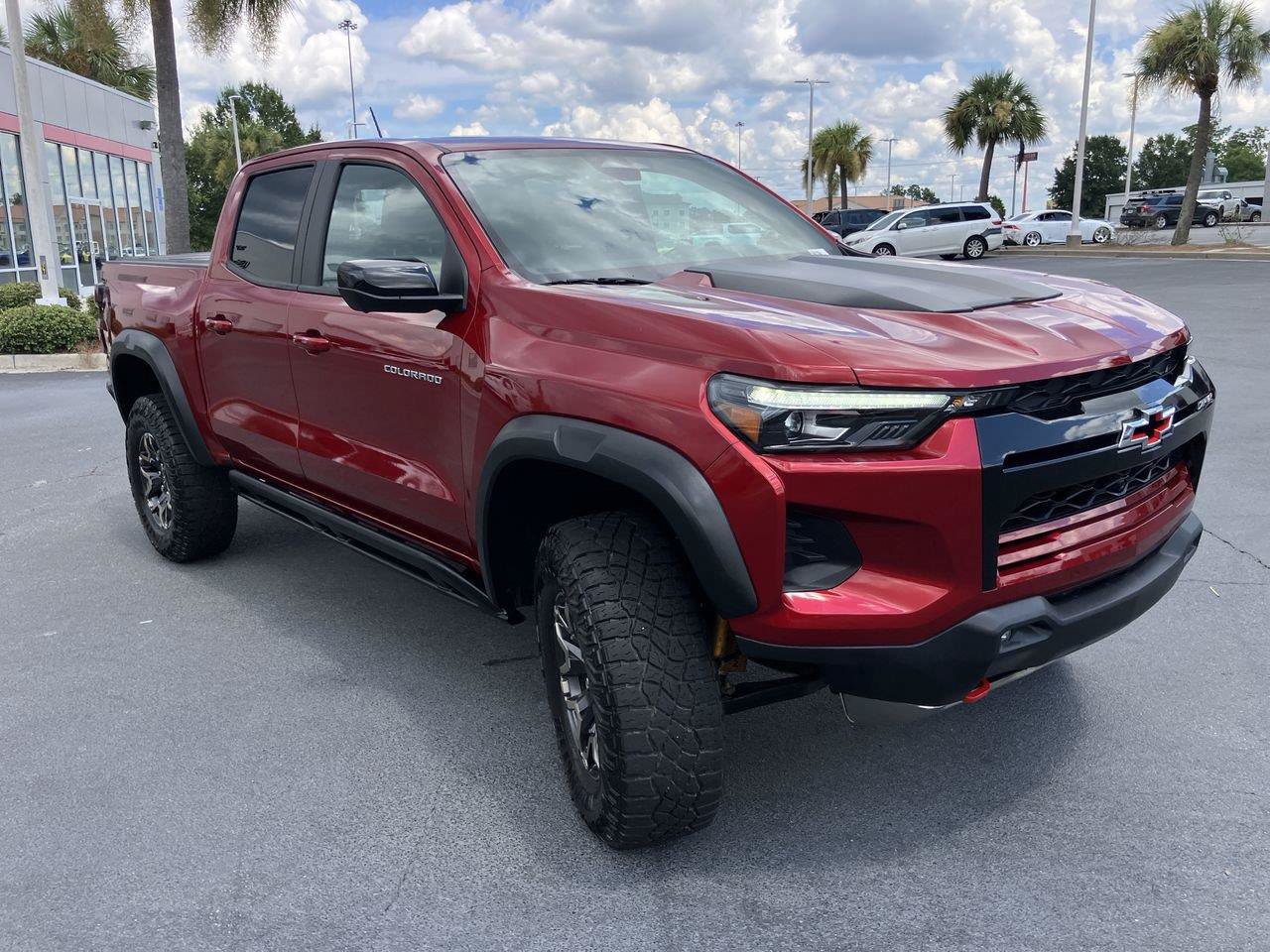 Used 2024 Chevrolet Colorado ZR2 w/ ZR2 Convenience Package III AWD/4WD image 7