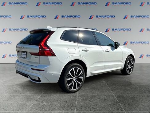 Used 2023 Volvo XC60 B5 Plus w/ Climate Package FWD image 5