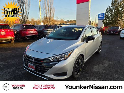 New 2025 Nissan Versa SR w/ Trunk Package image 1