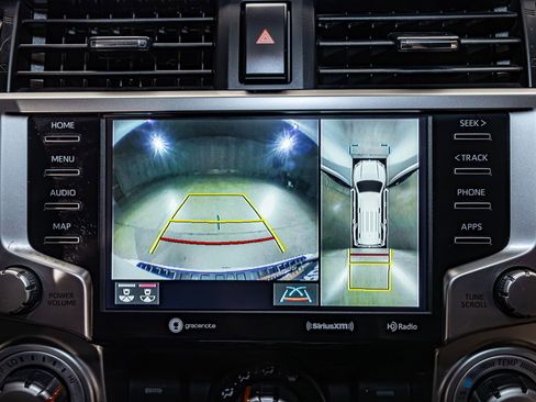 Used 2022 Toyota 4Runner TRD Sport w/ Technology Package AWD/4WD image 18