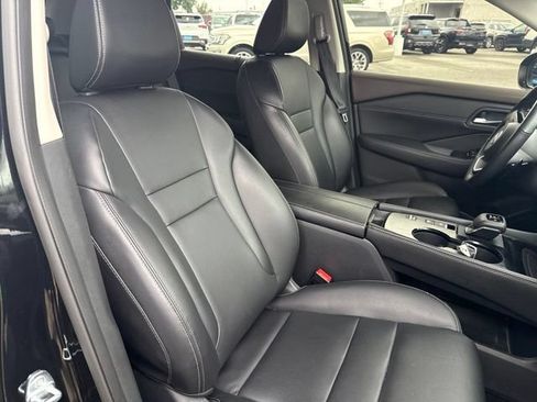 Used 2023 Nissan Rogue SL w/ SL Premium Package FWD image 13