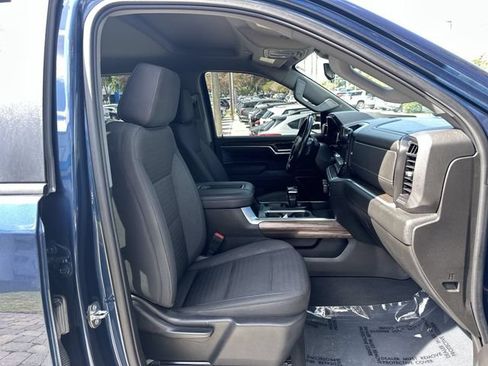 Used 2022 Chevrolet Silverado 1500 RST RWD image 29