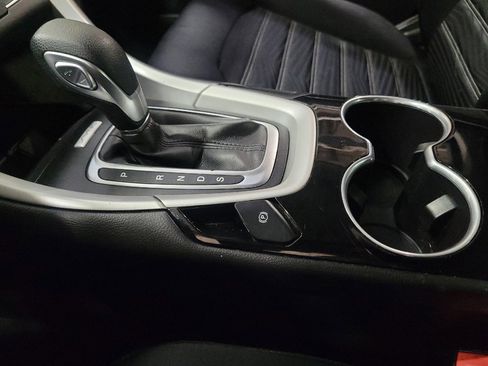 Used 2016 Ford Fusion SE FWD image 26