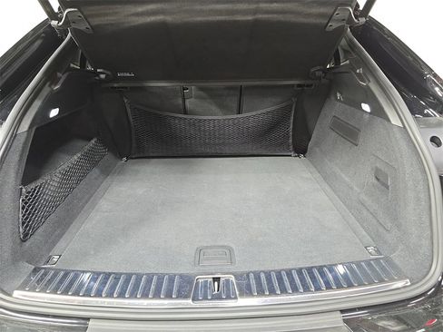 Used 2021 Porsche Cayenne image 25