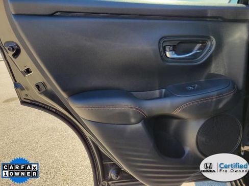 Certified 2025 Honda HR-V Sport image 9