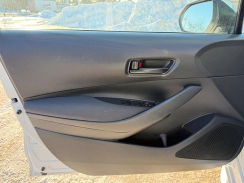 Used 2024 Toyota Corolla LE image 19
