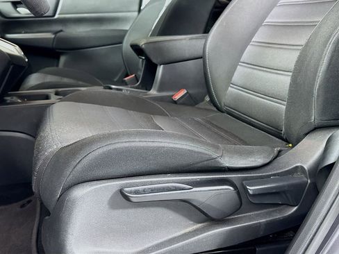 Used 2018 Honda CR-V LX image 23