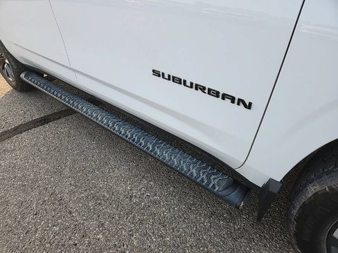 Certified 2023 Chevrolet Suburban Z71 w/ Z71 Off-Road Package AWD/4WD image 51