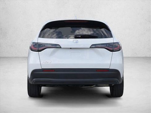 Certified 2024 Honda HR-V LX image 6
