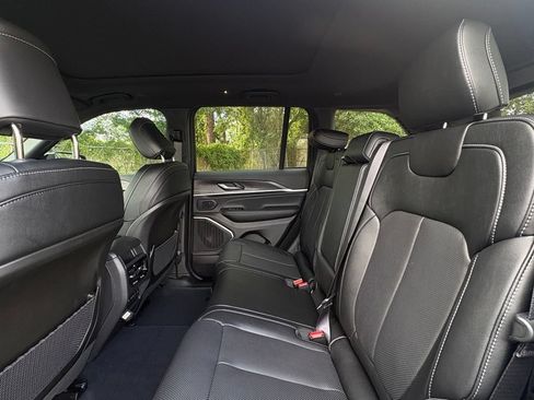 New 2026 Jeep Grand Cherokee L 2WD image 26