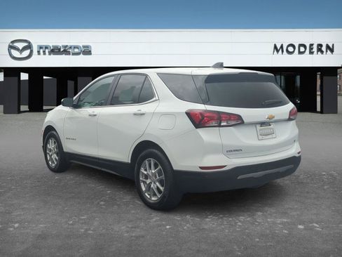 Used 2024 Chevrolet Equinox LT FWD image 3