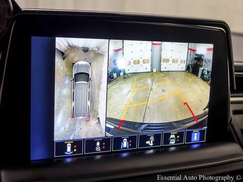 Used 2023 Chevrolet Tahoe LT w/ Luxury Package AWD/4WD image 17