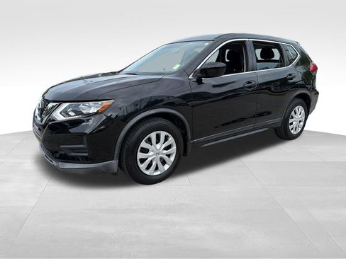 Used 2017 Nissan Rogue S FWD image 7