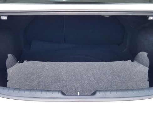 Certified 2022 Hyundai Elantra Limited image 14