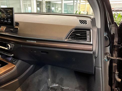 Used 2023 Audi Q5 2.0T Premium Plus w/ Premium Plus Package image 18
