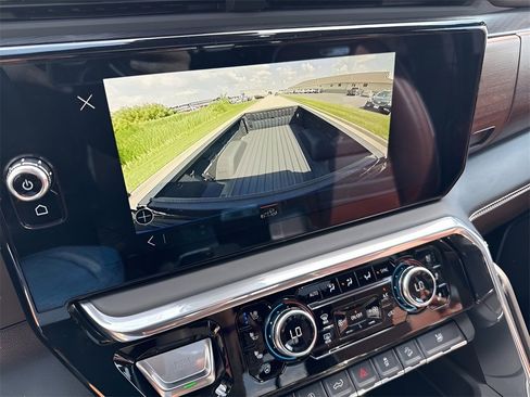 Used 2024 GMC Sierra 1500 Denali Ultimate image 27