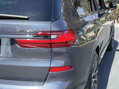 Used 2022 BMW X7 xDrive40i w/ M Sport Package AWD/4WD image 62