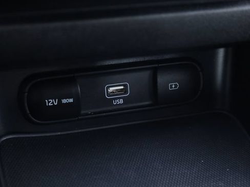 Used 2024 Kia Forte LXS w/ LXS Technology Package FWD image 19