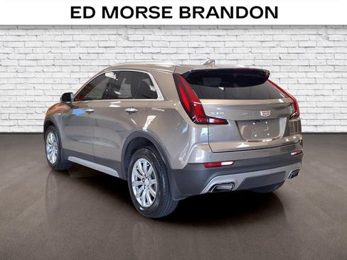 Used 2020 Cadillac XT4 Premium Luxury FWD image 3
