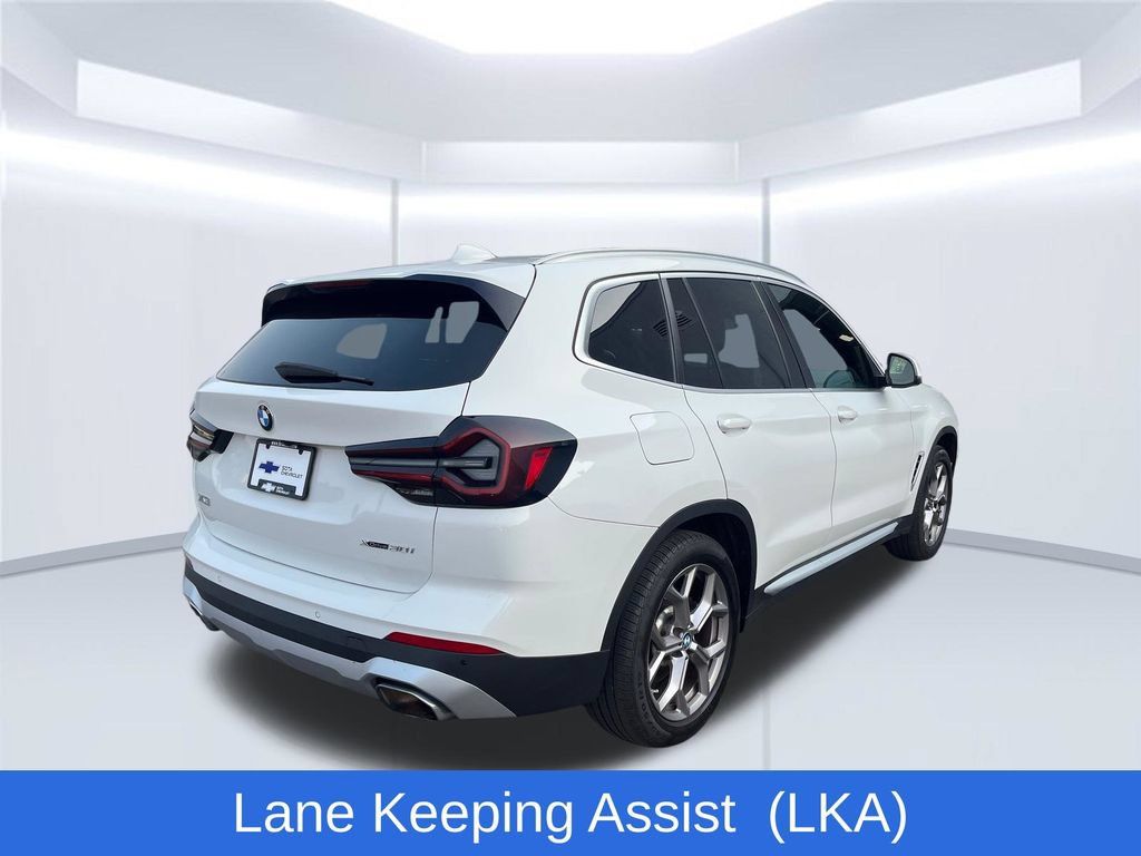 Used 2022 BMW X3 xDrive30i AWD/4WD image 6