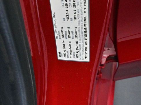 Used 2018 Tesla Model 3 Long Range RWD image 30