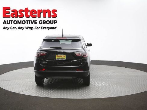 Used 2023 Jeep Compass Sport AWD/4WD image 39
